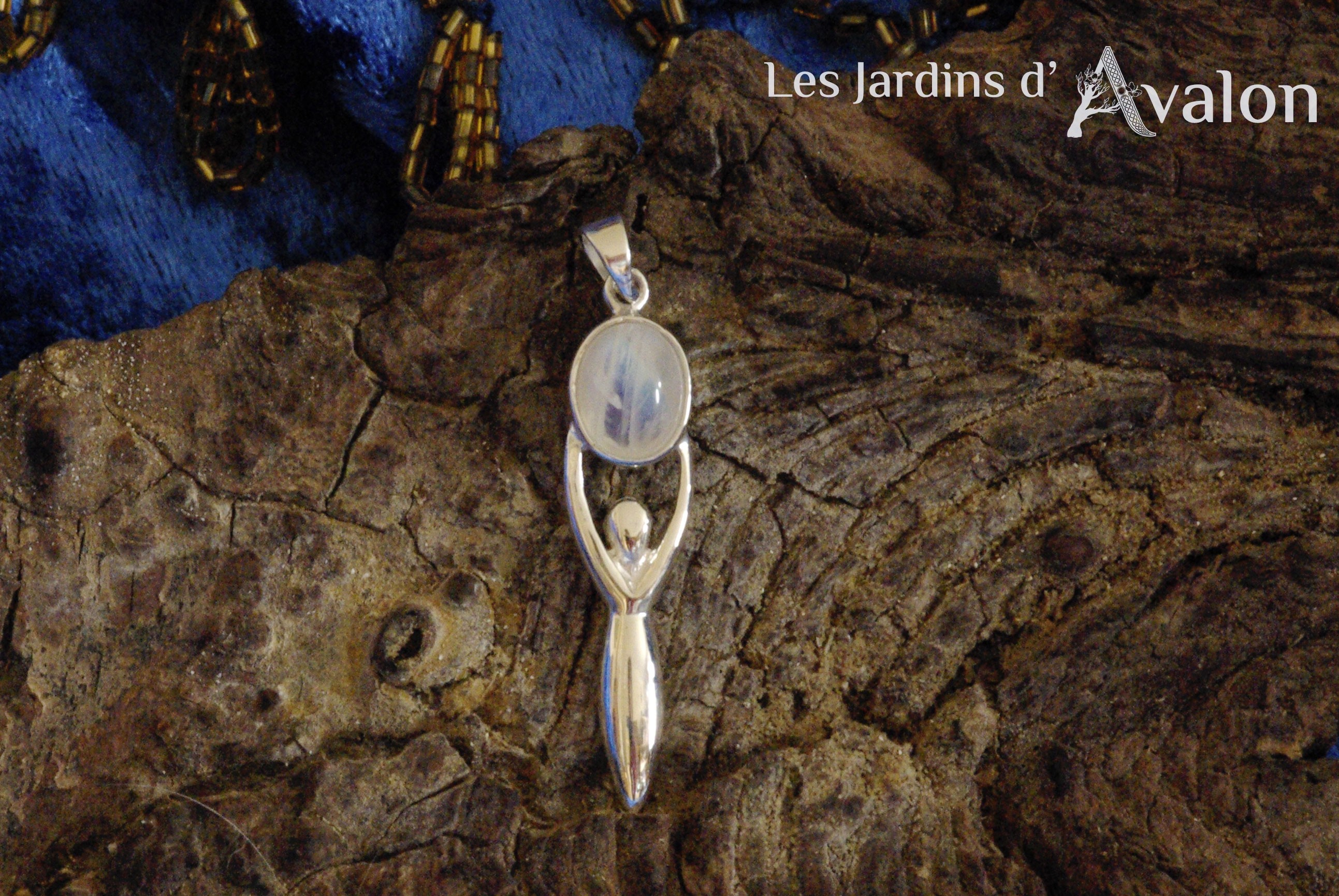 Pendentif Déesse Pierre de lune